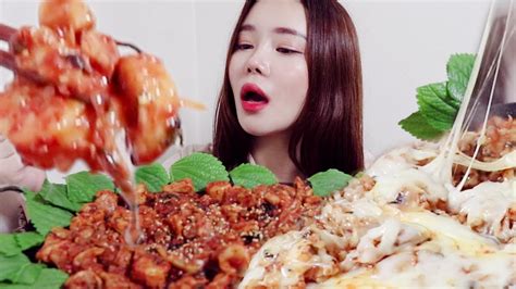 춘천 닭갈비 먹방 후 치즈 듬뿍 넣어 볶음밥까지 가래떡 추가 리얼사운드 먹방 Spicy Stir Fried Chicken