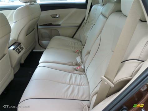 Ivory Interior 2013 Toyota Venza XLE Photo #66343727 | GTCarLot.com