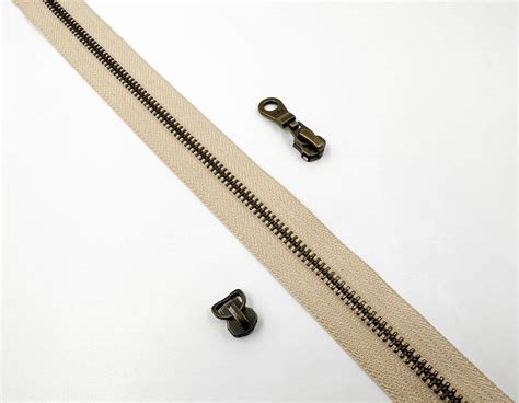 Молния рулонная YKK T5 (бежевая/антик) - купить ~ в интернет-магазине ...