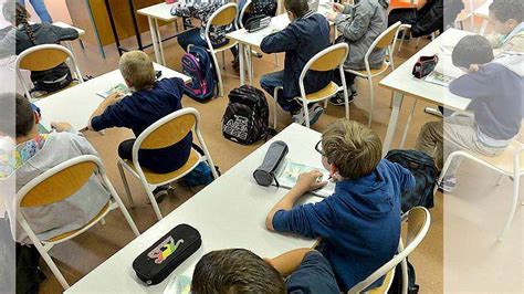 Réforme Du Collège Moins De 5 De Grévistes En Normandie