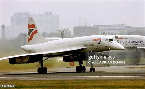 85 Britain Concorde Takeoff Stock Photos, High-Res Pictures, and Images - Getty Images