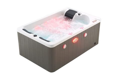 Sea Emperor 3 Person 2 Lounger Hot Tub Wild Water Spas