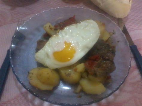 Bifes A La Criolla Con Huevo Cocinado Al Vapor Huevos Cocinados