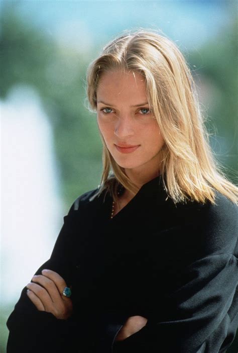 Uma Thurman En 15 Clichés Vintage Vogue Paris Beautiful Celebrities