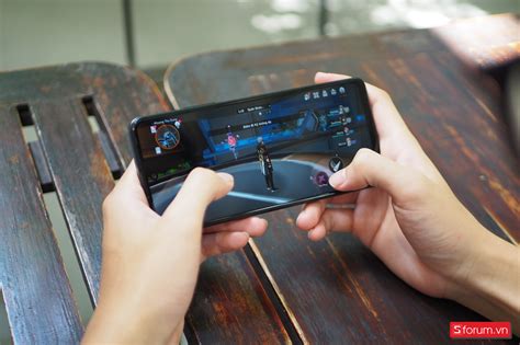 Trên tay Infinix Hot Thiết kế bóng bẩy camera MP hiệu năng ngon giá chỉ hơn triệu đồng