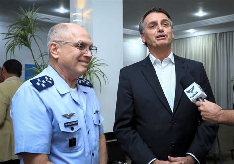 Avião Que Levou Bolsonaro Aos Eua Foi O Mesmo Que Transportou Presentes