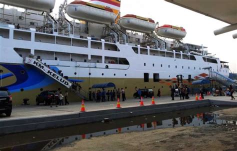 Km Kelud Mulai Beroperasi Hari Senin Tiba Di Pelabuhan Belawan Bursa