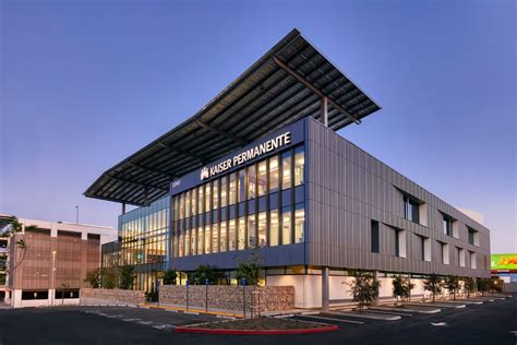 Loyola Marymount University Life Sciences Building By Co Architects