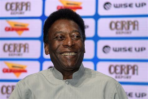 King Pelé, the best soccer player in history, dies