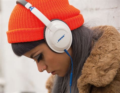 Bose SoundTrue Headphones Around-Ear Style » Gadget Flow