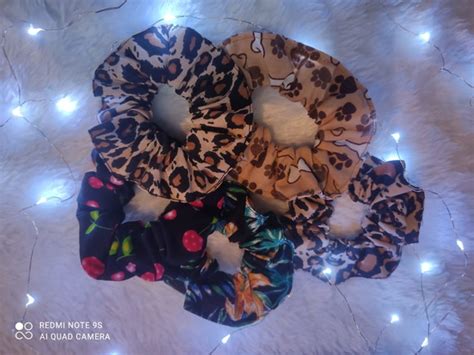 Scrunchies Em Tecido Xuxinha Elastico De Cabelo Produtos Elo7