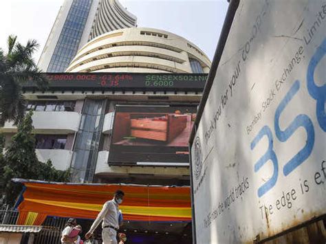 Nifty Etmarkets Watch Sensex Ends Above K Nifty Holds Above