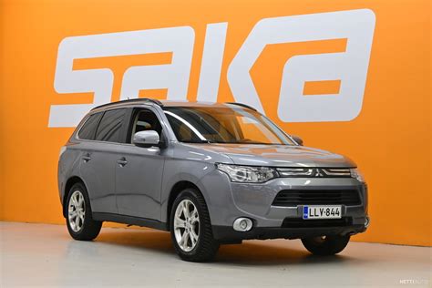 Mitsubishi Outlander 2 0 MIVEC Instyle NAVI CVT AT 4WD 7P Juuri