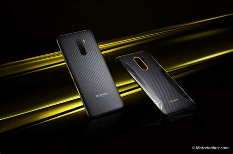 Xiaomi Pocophone F Armored Edition Uno Smartphone Dal Look Racing Foto