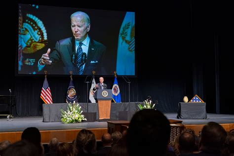 Biden Rinde Homenaje Al Ex Vicepresidente Walter Mondale Independent