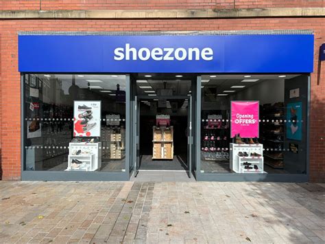 Shoe Zone Shoe Zone Shares Plunge 40% On Profit Warning And Dividend