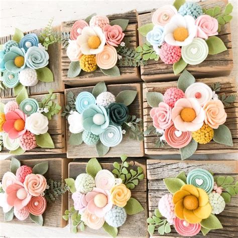 Pin By Zahi On Artesanato Em Feltro Felt Flower Wreaths Felt Crafts