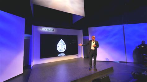 Samsung Intro's New 8K & MicroLED TV Technology At CES, It's Impressive