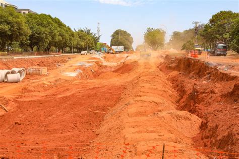 Estrutura De Concreto Do Viaduto Do Sudoeste Est Pronta Zero