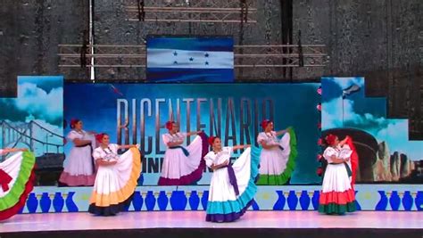 Ballet Folklórico Oro Lenca celebra con HCH este