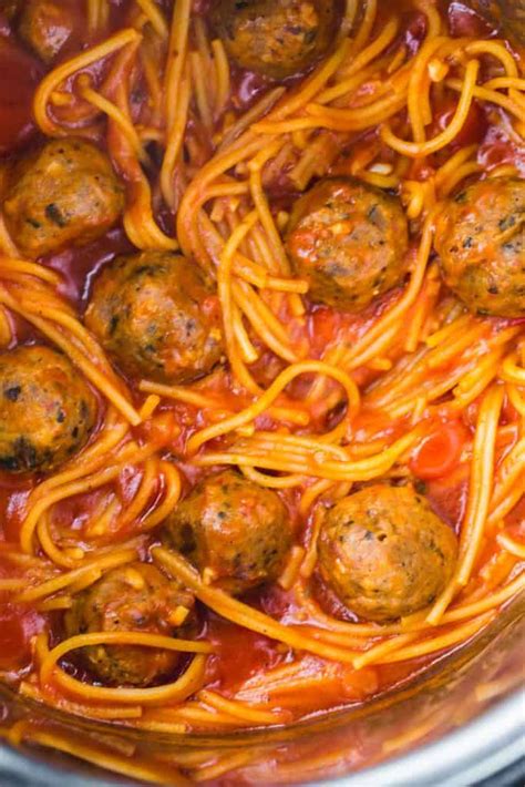 Easy Instant Pot Spaghetti and Meatballs (using fresh or frozen meatballs)