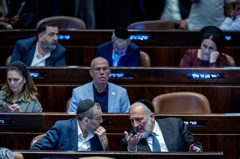 Les Haredim Menacent De Quitter La Coalition Alors Que Le Premier