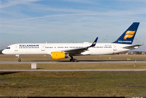 Boeing 757 23n Icelandair Aviation Photo 4830255