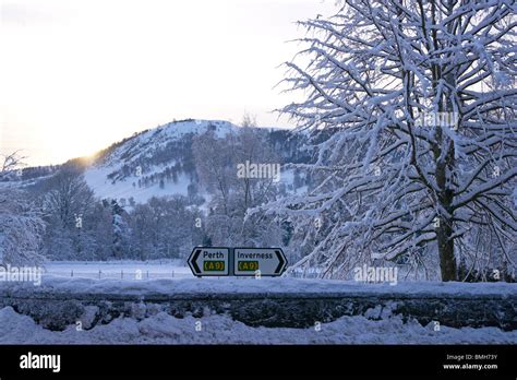 Perth Inverness Snow Sign Scotland Hi Res Stock Photography And Images