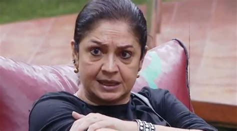 Pooja Bhatt Tears Up On Bigg Boss Ott After Losing To Abhishek Malhan