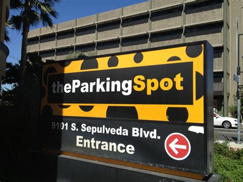 Airport Parking - Parking in Los Angeles | ParkMe