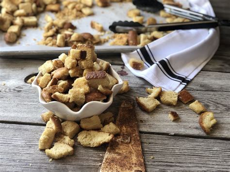 Homemade Croutons - The Farmwife Feeds