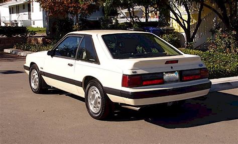 Almond 1989 Ford Mustang Lx 50l Sport Hatchback