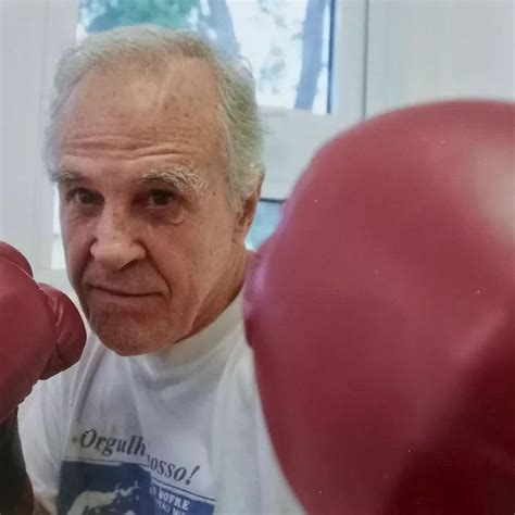 Que tristeza Morreu neste domingo 2 o ex pugilista e campeão