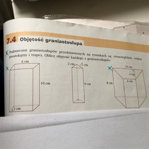 Podstawami graniastosłupów przedstawionych na rysunkach są