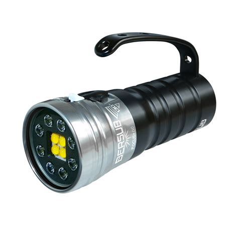 Focus Max EVO Bersub Phare de plongée LED Planet Plongée