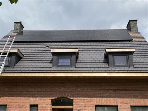 Installatie Van 10 Zonnepanelen Izegem Suntronics