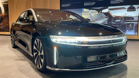 Lucid Group Lcid Cuts 2022 Ev Production Target After Delivering 679