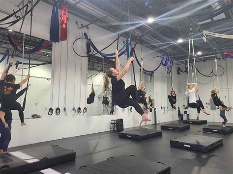 Team Building Activities Denver | Updated 2024 Guide!