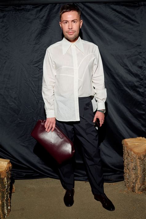 Без камер: гості таємничого показу FROLOV | Vogue UA