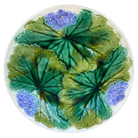 19th Century French Majolica Flowers Plate For Sale At 1stdibs