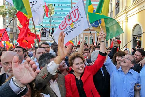 Porto Alegre Rs Dilma Roussef Caminha Pelas Ruas Do Cen Flickr