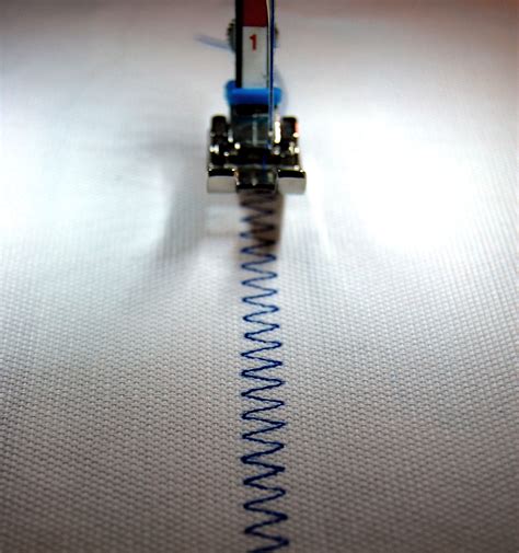 Running Stitch 01 - WeAllSew