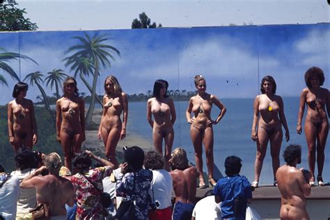 Nude Female Groups 31 Pegeant Gang Shots ZB Porn