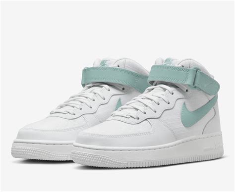 Nike Buy NIKE AIR FORCE 1 07 MID SUMMIT WHITE MINERAL SAIL VegNonVeg