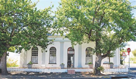 Petit Ecole Cape Winelands Audio Guide App VoiceMap