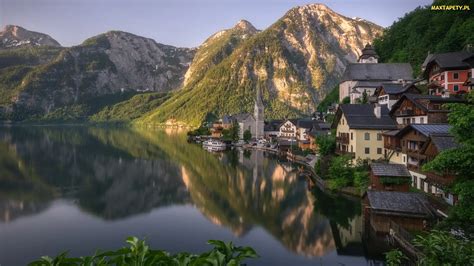 Tapety Zdjęcia Jezioro Hallstattersee Alpy Salzburskie Miasteczko