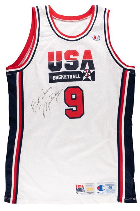 Camisa De Michael Jordan Usada No Dream Team Leiloada Por R