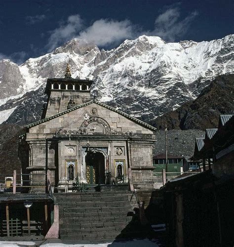 kedarnath temple  mountain kedarnath temple   garw flickr