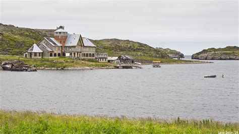 Abandoned Base of Murmansk Marine Biological Institute · Russia Travel Blog