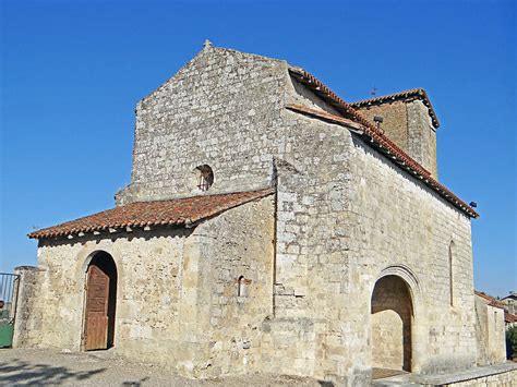 Eglise de Luzignan à Saint Hilaire de Lusignan PA00084230 Monumentum